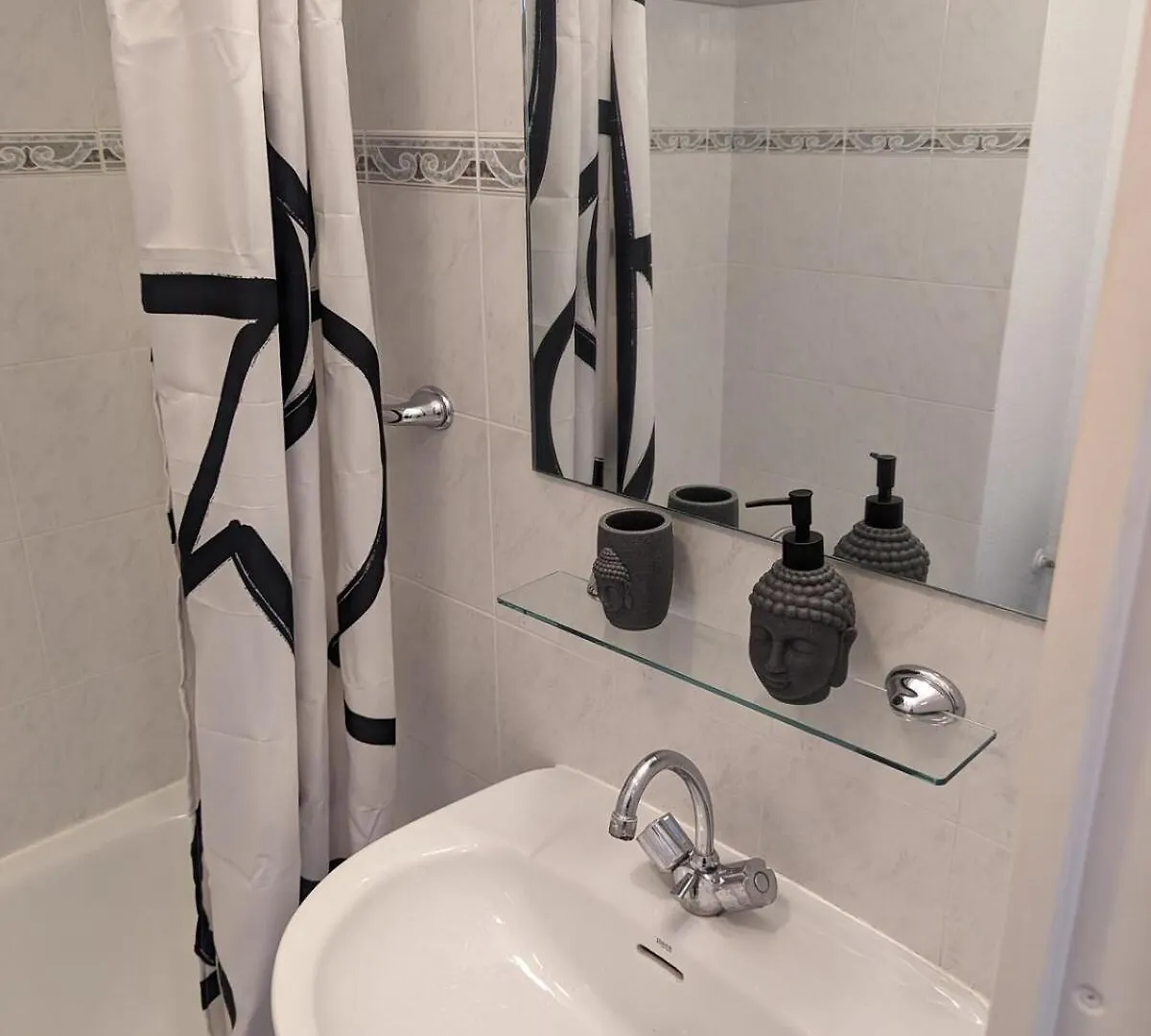 Nice Center - 2 Person Apartment